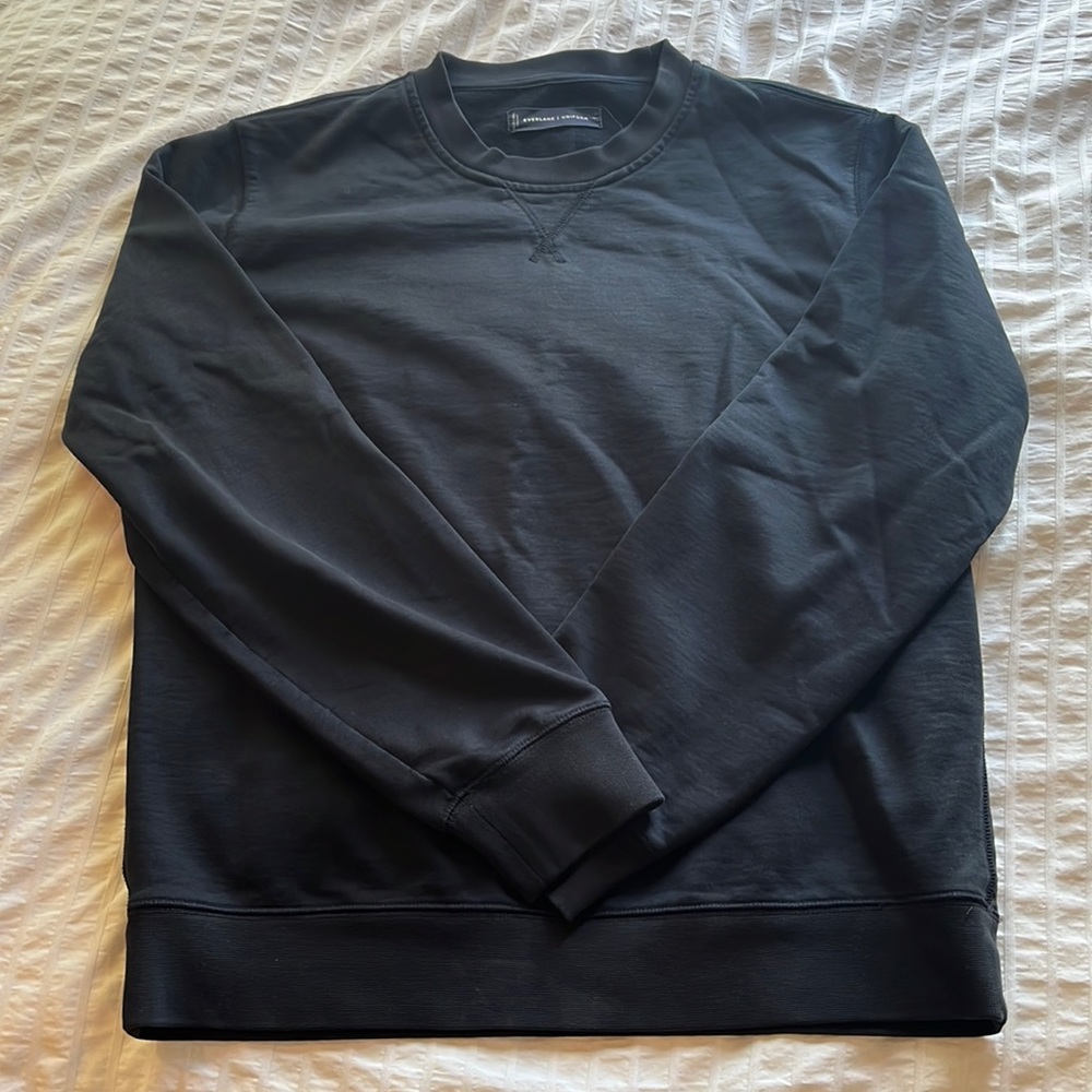 Black Everlane Men’s medium Uniform crew neck, no longer sold on website/instore